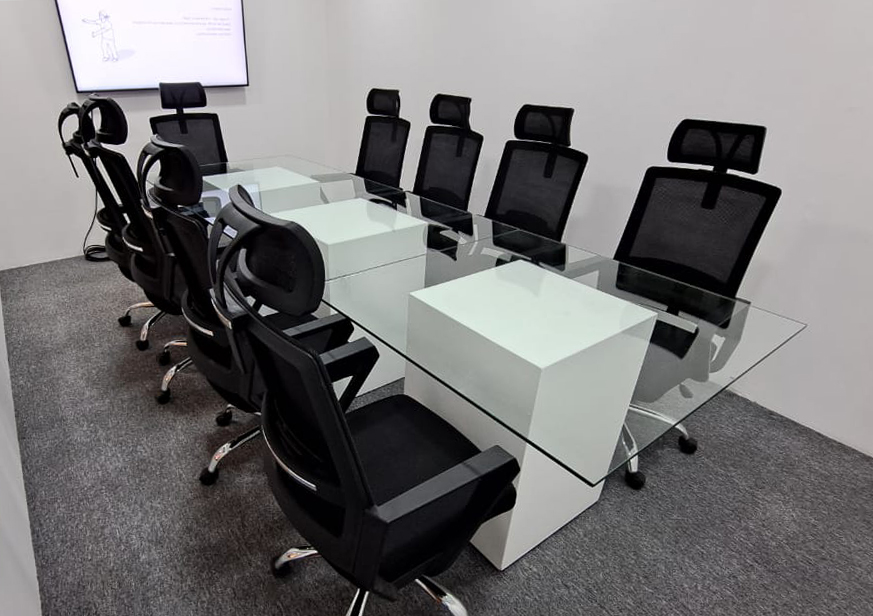 Make Office Moves Easy with Smart Rental Tips